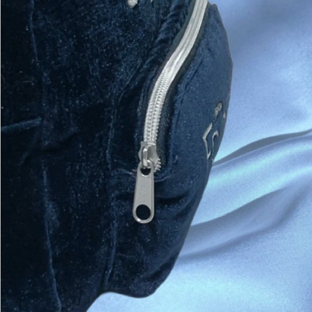 DISNEY Frozen the Musical Blue Velvet Mini Backpack - Picture 7 of 11